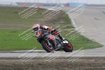 media/Nov-29-2025-TrackDaz (Sat) [[10ae2d9bce]]/A Group/Session 3 (Outside Grapevine)/